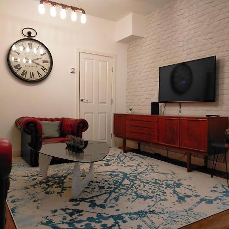 4 Bed Entire House - Heart Of The City - Near Sufc 谢菲尔德 外观 照片