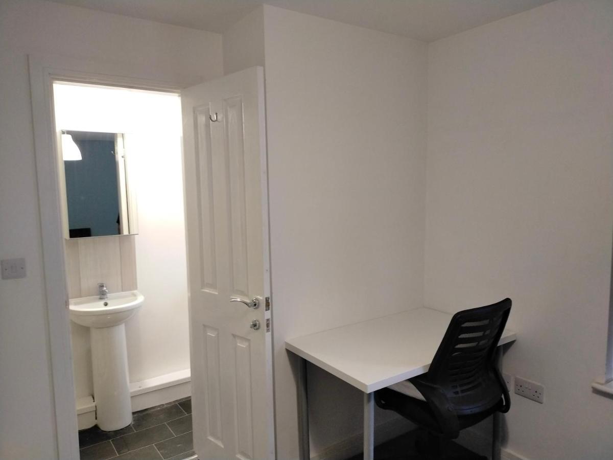 4 Bed Entire House - Heart Of The City - Near Sufc 谢菲尔德 外观 照片