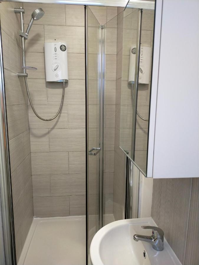 4 Bed Entire House - Heart Of The City - Near Sufc 谢菲尔德 外观 照片