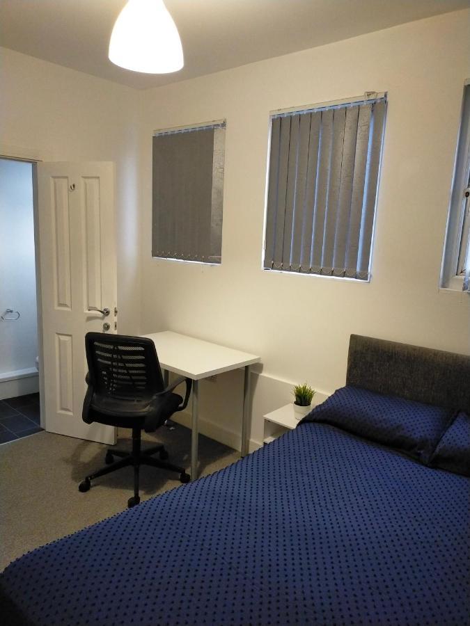 4 Bed Entire House - Heart Of The City - Near Sufc 谢菲尔德 外观 照片