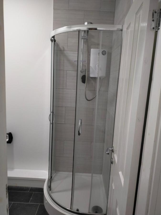 4 Bed Entire House - Heart Of The City - Near Sufc 谢菲尔德 外观 照片