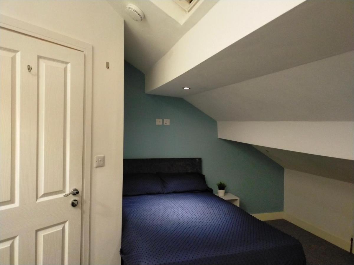 4 Bed Entire House - Heart Of The City - Near Sufc 谢菲尔德 外观 照片